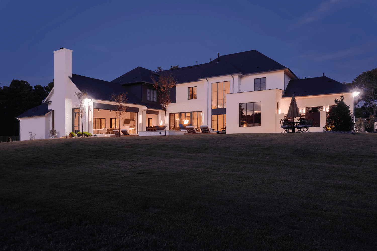 Ken Garland Homes – Johnson Rd – Backyard – Night